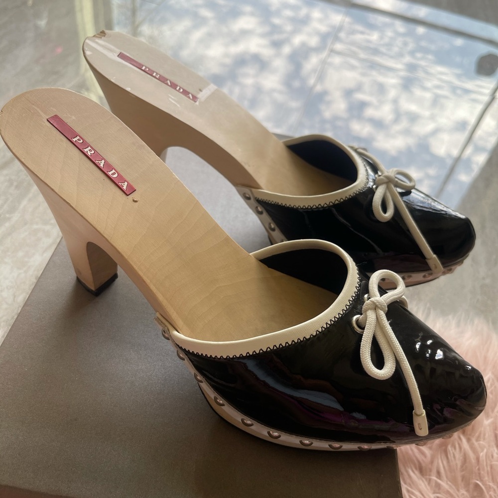 Used Prada Patton leather heals great condition size 10 black/white tanw… - Picture 4 of 9